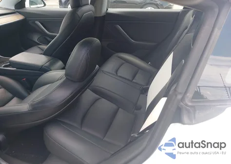 2019 Tesla Model 3 Long Range/Performance из США, поврежденный, VIN 5YJ3E1EB0KF469785